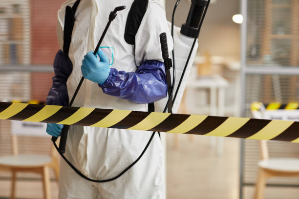 Professional Biohazard technician working in Roanoke, IL